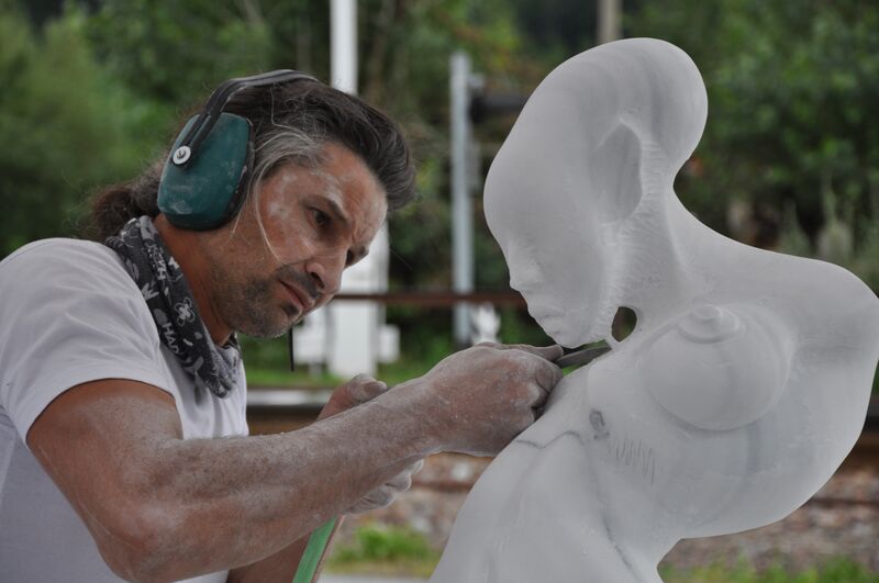 File:Peter Brauchle Header.jpg