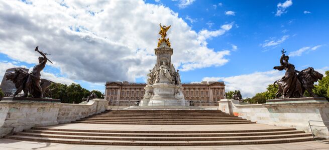 Queen Victoria Londra (Regno Unito)