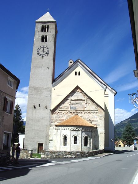 File:Pfarrkirche Laas.jpg
